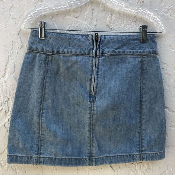 FREE PEOPLE Zip To It Denim Mini Skirt Size 4 Boho Festival Y2K - Picture 3 of 6